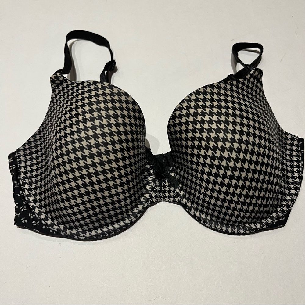 Victoria's Secret Bra Demi Black and white print 34D